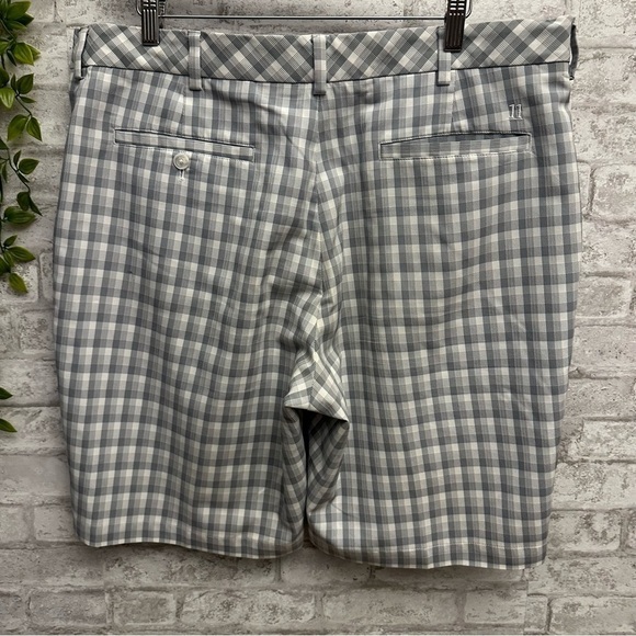 Walter Hagen golf shorts men’s size 38 plaid‎ gray and white - Picture 4 of 4